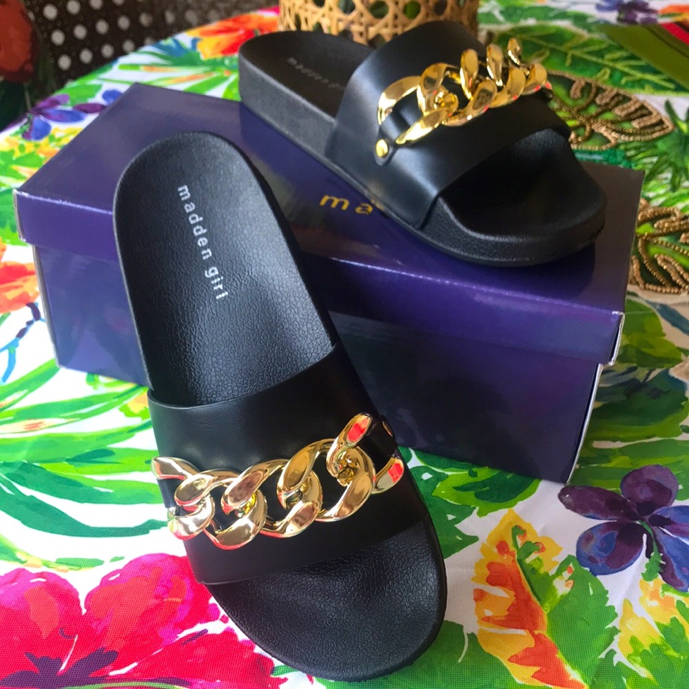 Brand New Madden Girl Flynn Black & Gold Sandals - Picture 12 of 16